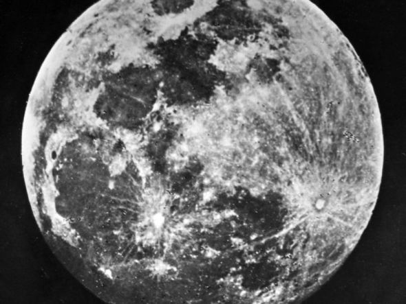 poza luna 1840